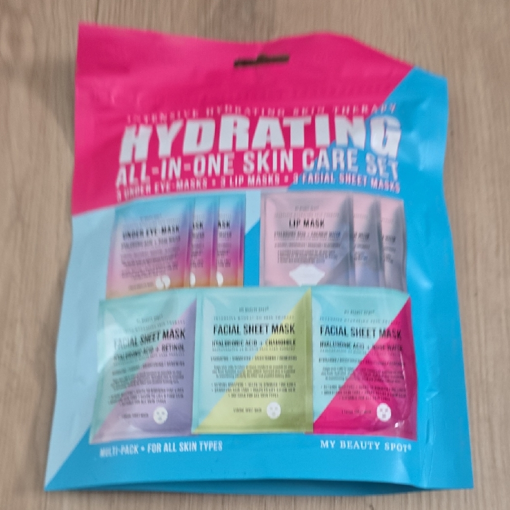 Hydrating All-in-One Skin Care Set